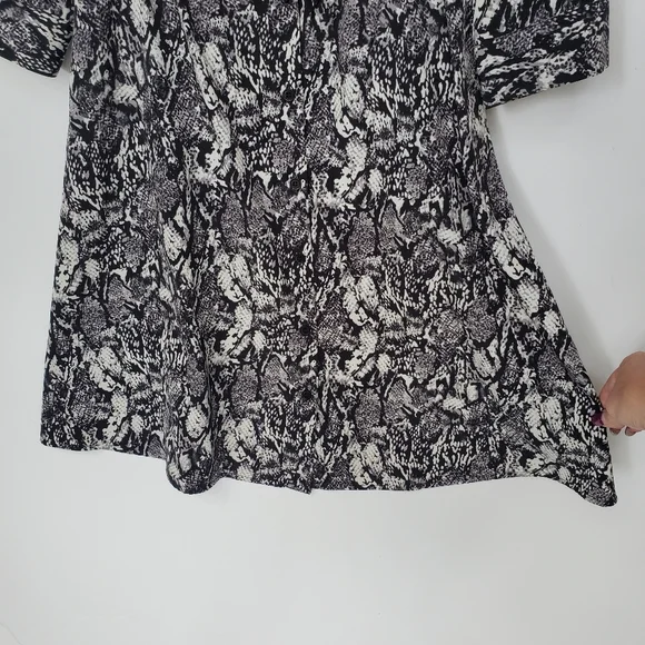 AGB Snakeprint B&W Shirt dress Sz 4 - EUC - Picture 6 of 8